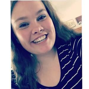 Meet your Posher, Sarah e.